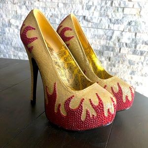 Bordello Teeze-27 pumps